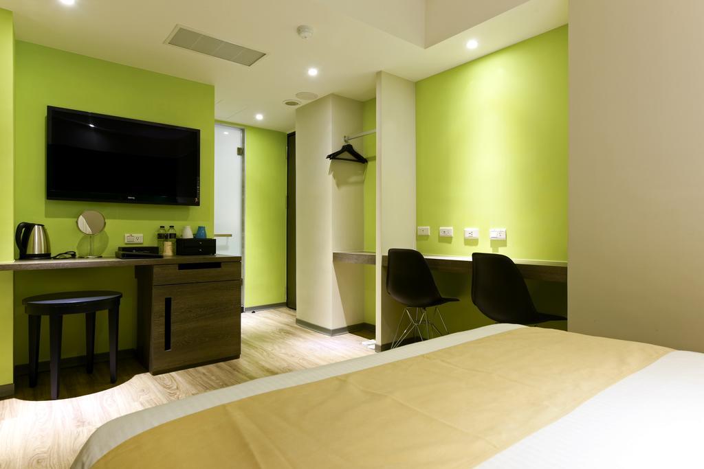 Blue Coast Hotel Kaohsiung Exterior photo