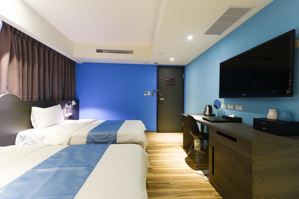 Blue Coast Hotel Kaohsiung Exterior photo