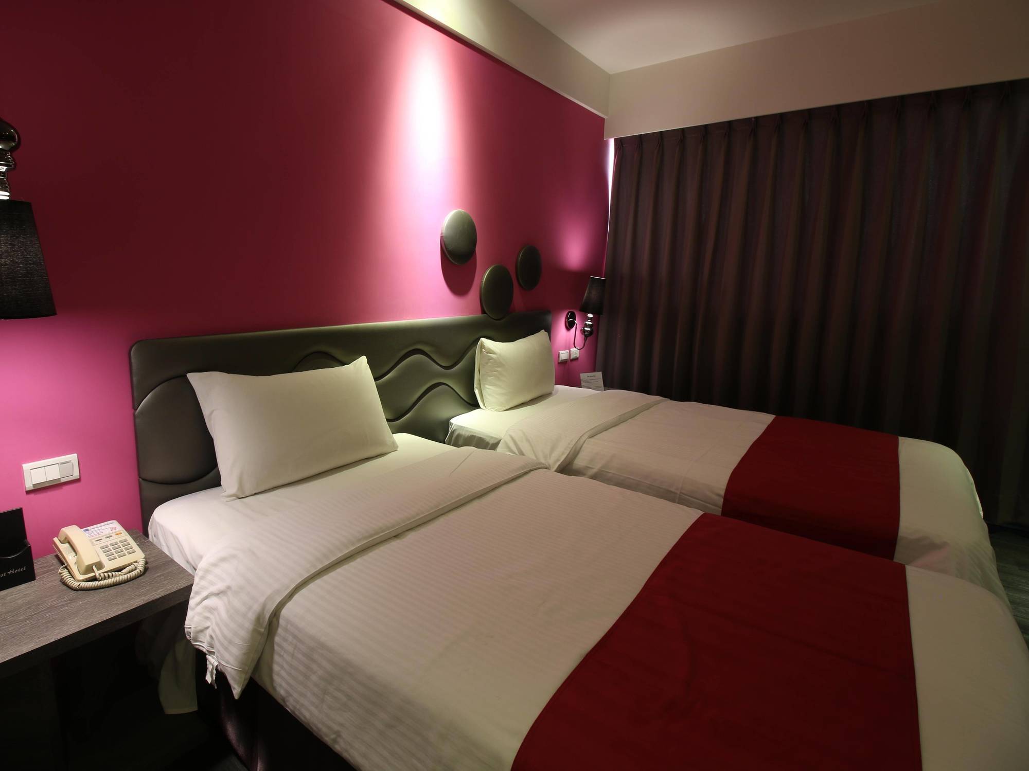 Blue Coast Hotel Kaohsiung Exterior photo